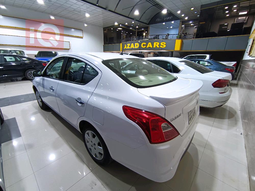 Nissan Sunny